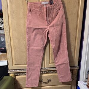 Gloria Vanderbilt Women's Pink Straight Leg Jeans